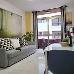 New 2 Bedrooms Gold Flat At Canteras With Balcony And Free Parking * 라스팔마스