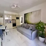 New 2 Bedrooms Gold Flat At Canteras With Balcony And Free Parking * 라스팔마스