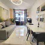 아파트 New 2 Bedrooms Gold Flat At Canteras With Balcony And Free Parking 라스팔마스