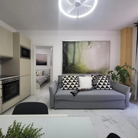 New 2 Bedrooms Gold Flat At Canteras With Balcony And Free Parking Las Palmas de Gran Canaria