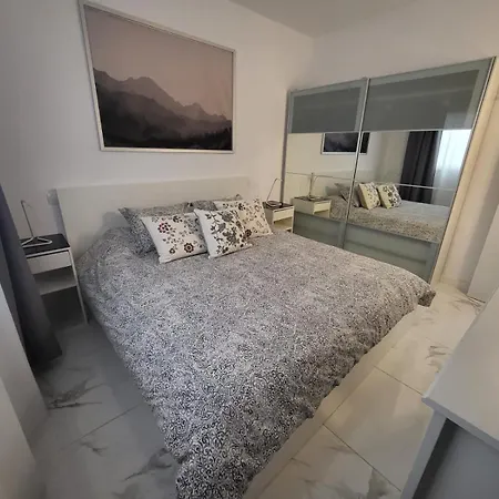 Apartment New 2 Bedrooms Gold Flat At Canteras With Balcony And Free Parking