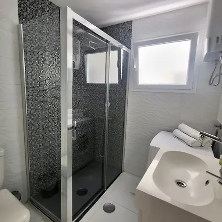 New 2 Bedrooms Gold Flat At Canteras With Balcony And Free Parking Las Palmas de Gran Canárias